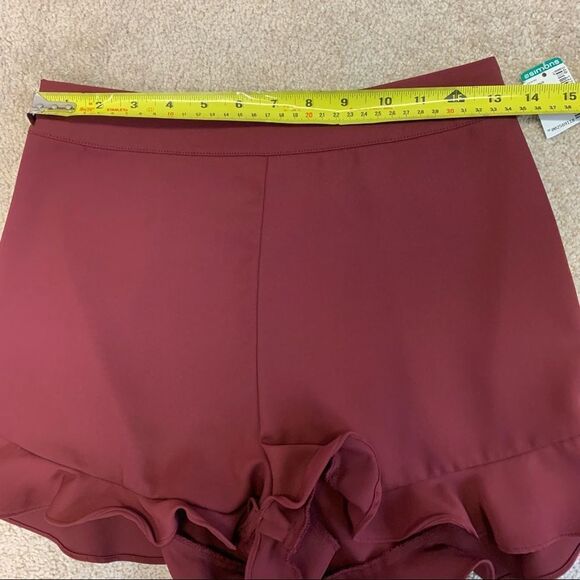TWIK NWT Maroon Burgundy Frill Ruffle Hem Shorts Size Small - Picture 9 of 11